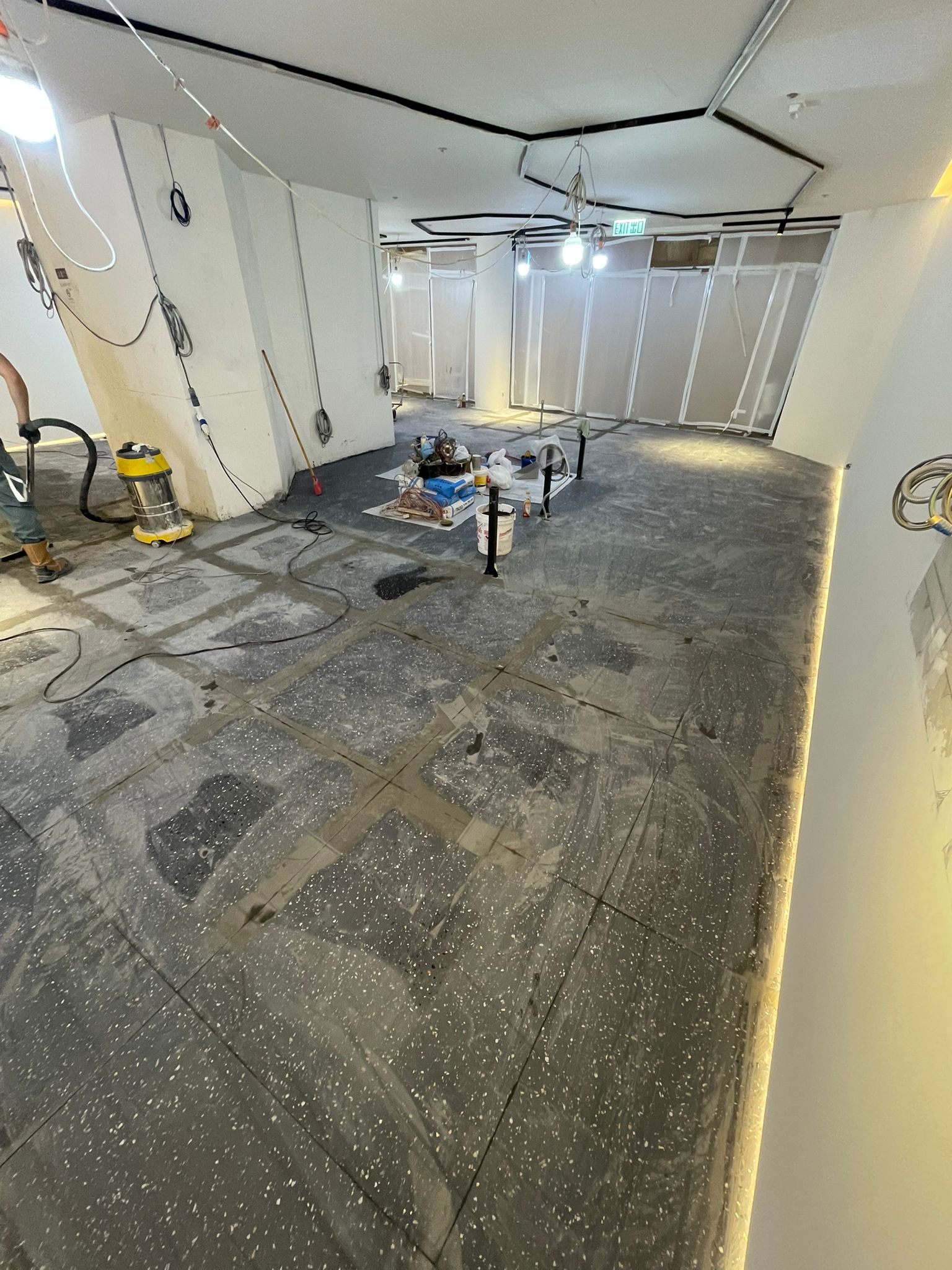 廣東道 水磨石安裝及無縫打磨