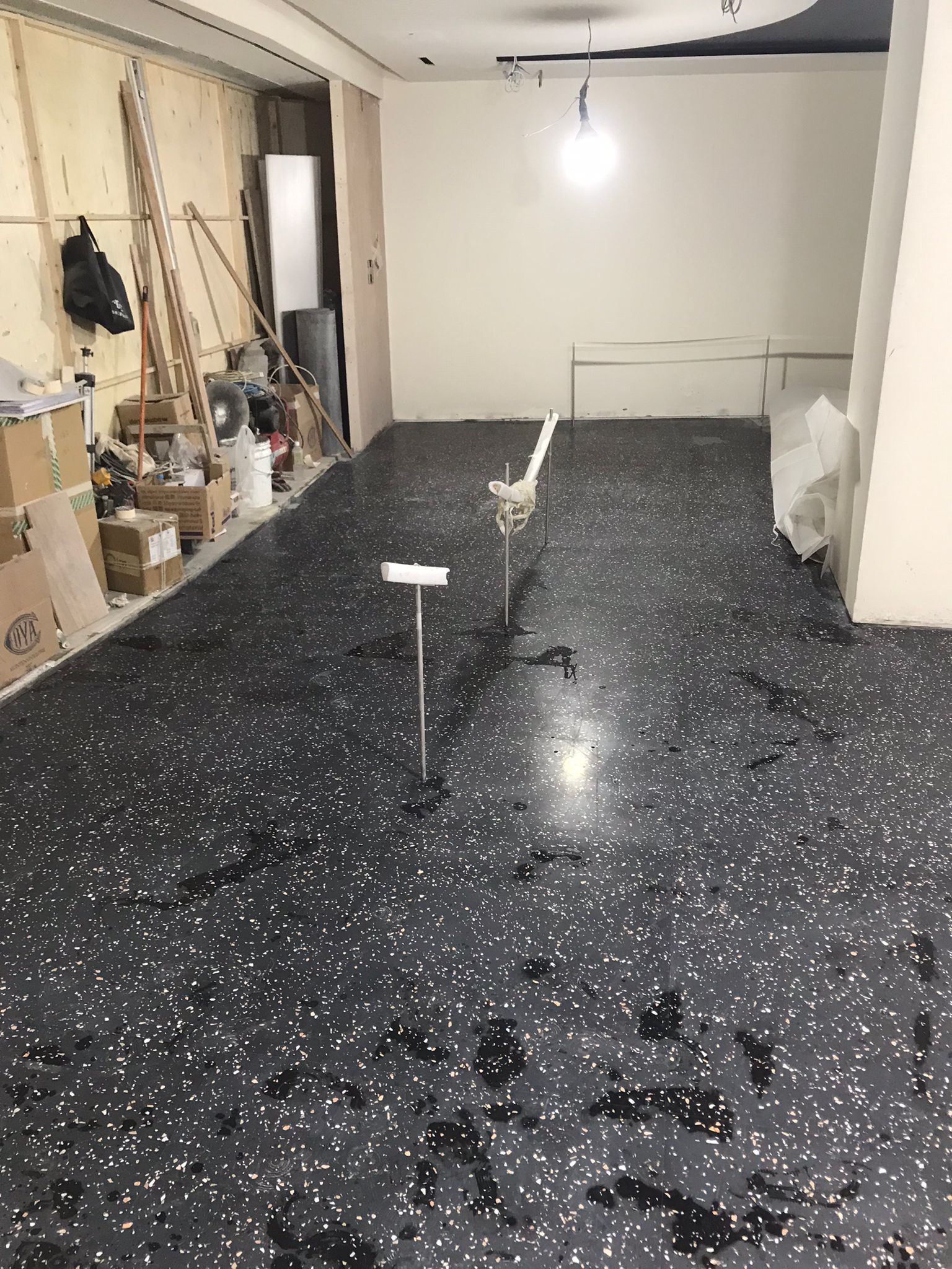 中環商場 水磨石安裝及無縫打磨